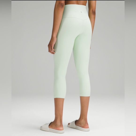 Lululemon Align High-rise Crop 21” Leggings - Picture 3 of 8